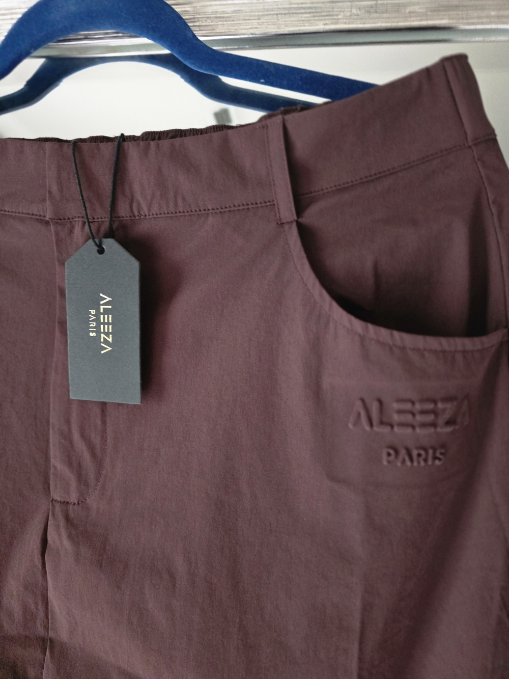 Sleek Plum Maxi Skirt — High-Waist Straight Silhouette SET .skirt XL / Shirt L. - Picture 4 of 10
